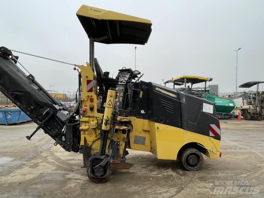Bomag BM 500/15-2 Asfalta dzesēšanas iekārtas