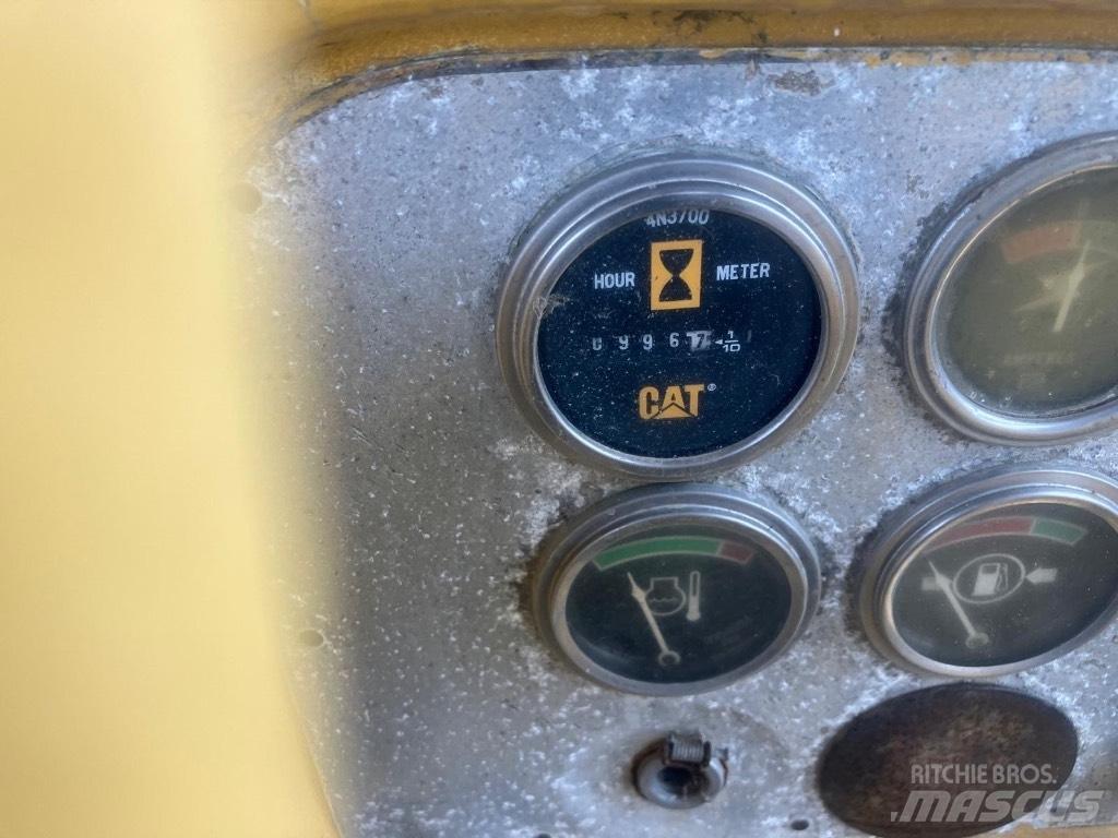 CAT D 9 H Kāpurķēžu buldozeri