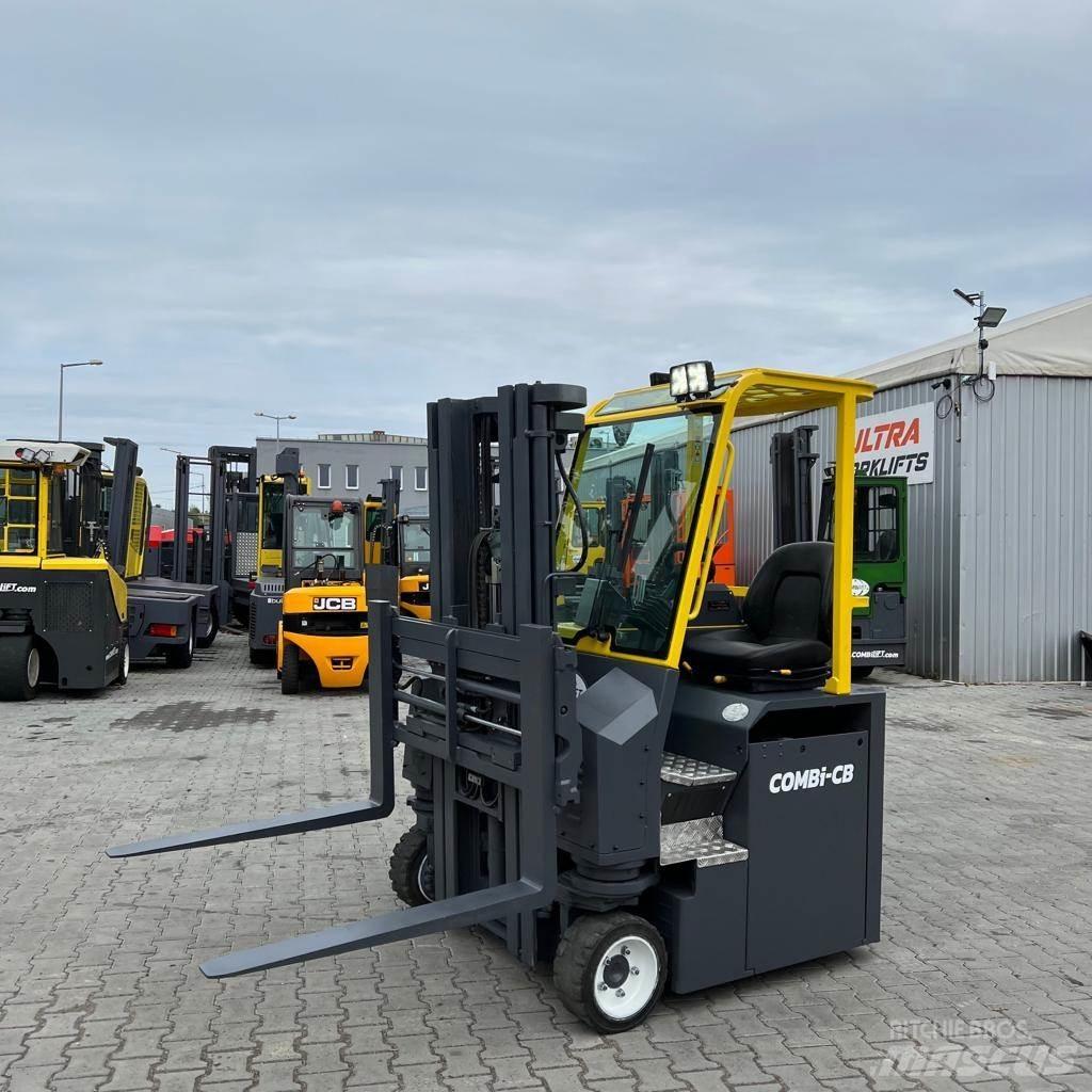 Combilift CBE 3000 Četru virzienu krāvēji