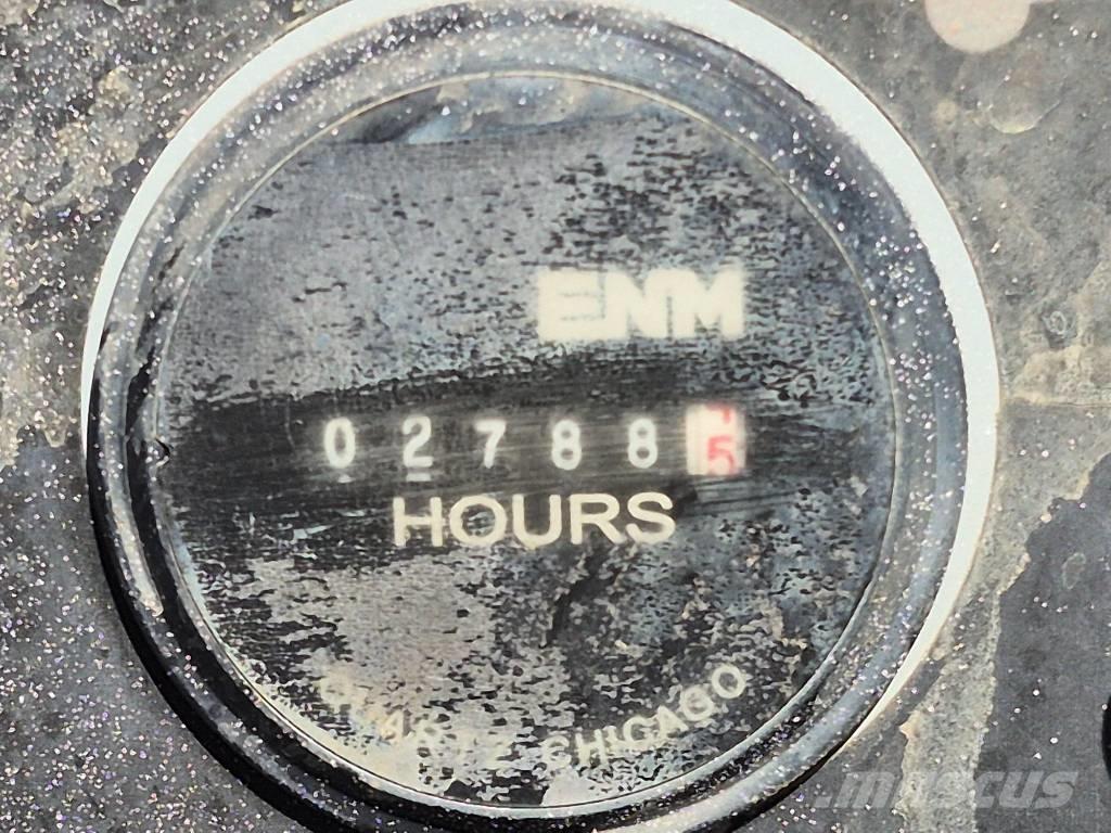 MEC 60J Strēles pacēlāji