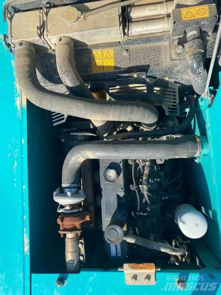Kobelco SK 130 Kāpurķēžu ekskavatori