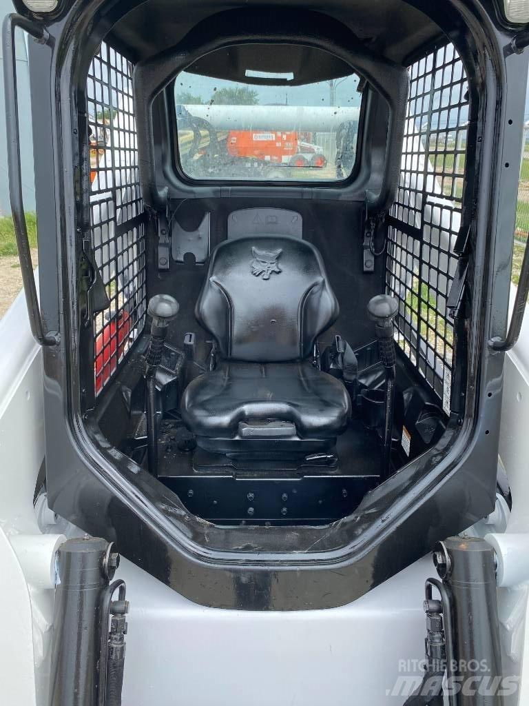 Bobcat T 650 Lietoti riteņu kompaktiekrāvēji