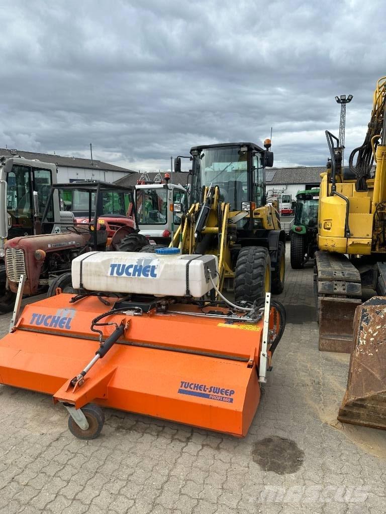 Yanmar V 100 Mini iekrāvēji