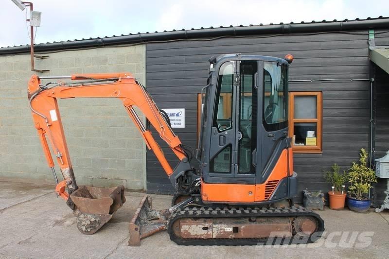 Hitachi ZX 30 U Mini ekskavatori < 7 t