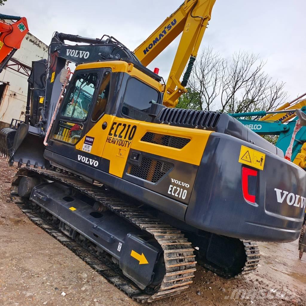 Volvo EC210B Kāpurķēžu ekskavatori