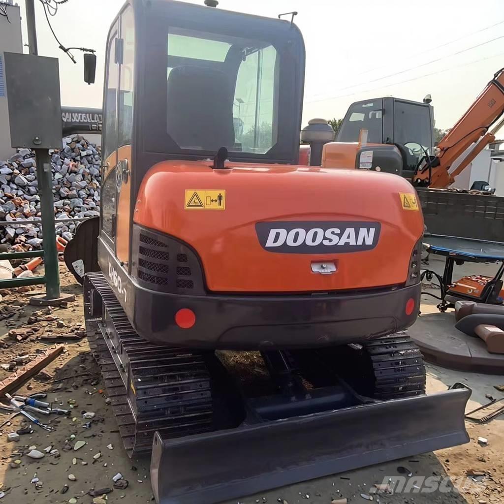 Doosan DH 60 Mini ekskavatori < 7 t