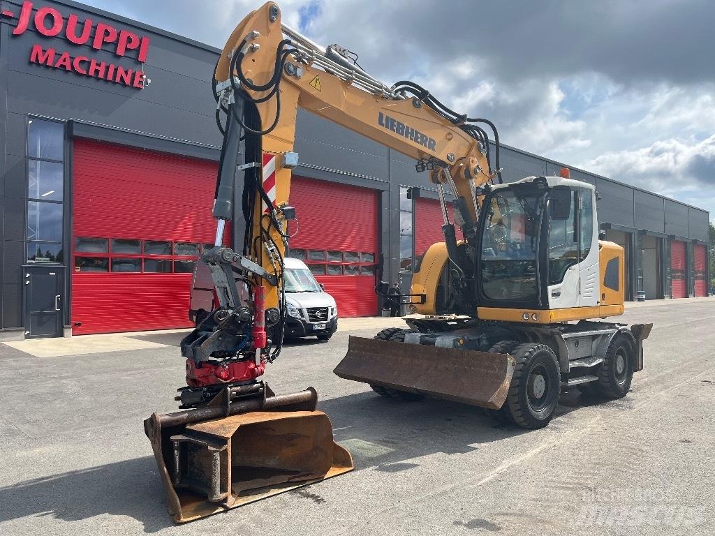 Liebherr A 918 Comp Ekskavatori uz riteņiem