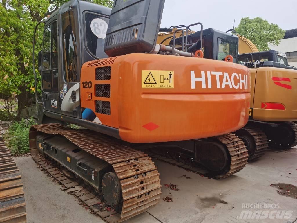 Hitachi ZX 120 Kāpurķēžu ekskavatori
