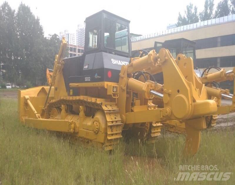 Shantui SD32 Kāpurķēžu buldozeri
