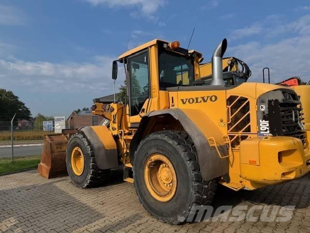 Volvo L 90 F Iekrāvēji uz riteņiem