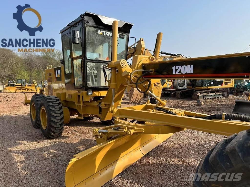 CAT 120H Greideri