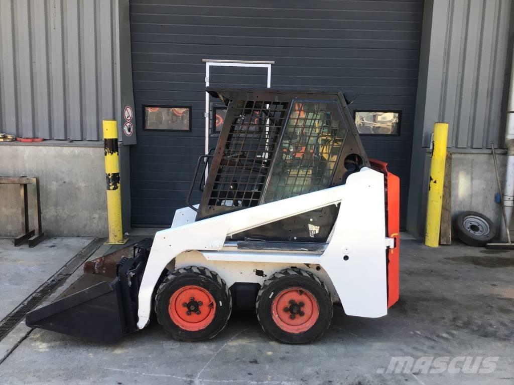 Bobcat S 70 Lietoti riteņu kompaktiekrāvēji