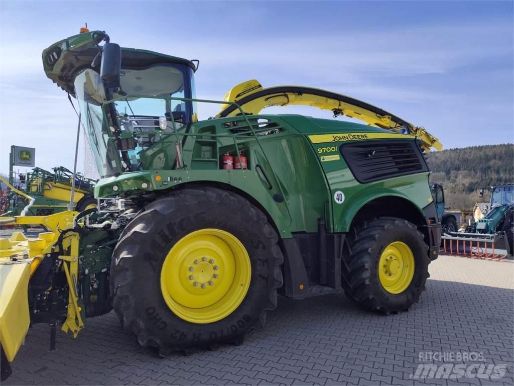 John Deere 9700i Lopbarības novācēji