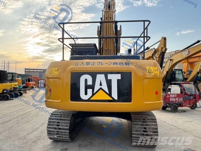 CAT 320 D Kāpurķēžu ekskavatori