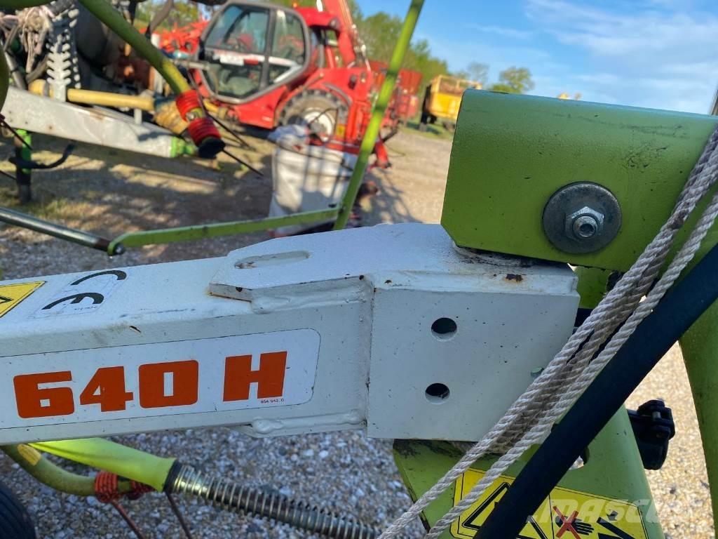 CLAAS VOLTO 640 H Grābekļi un siena ārdītāji