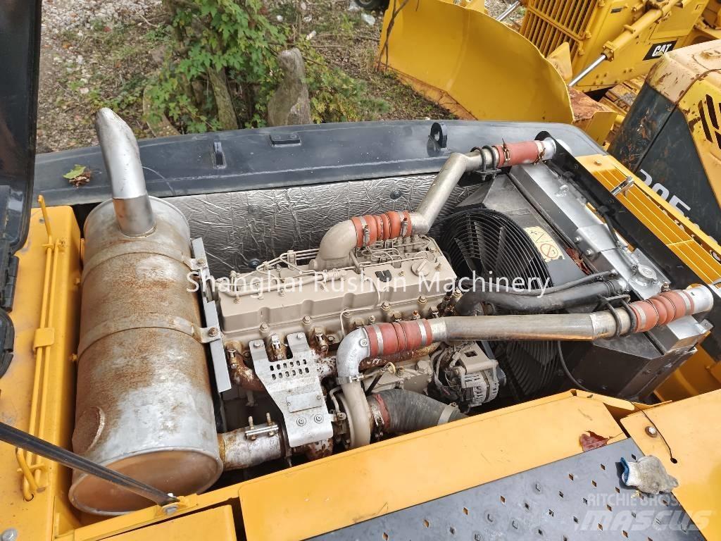 Hyundai 260 LC Kāpurķēžu ekskavatori
