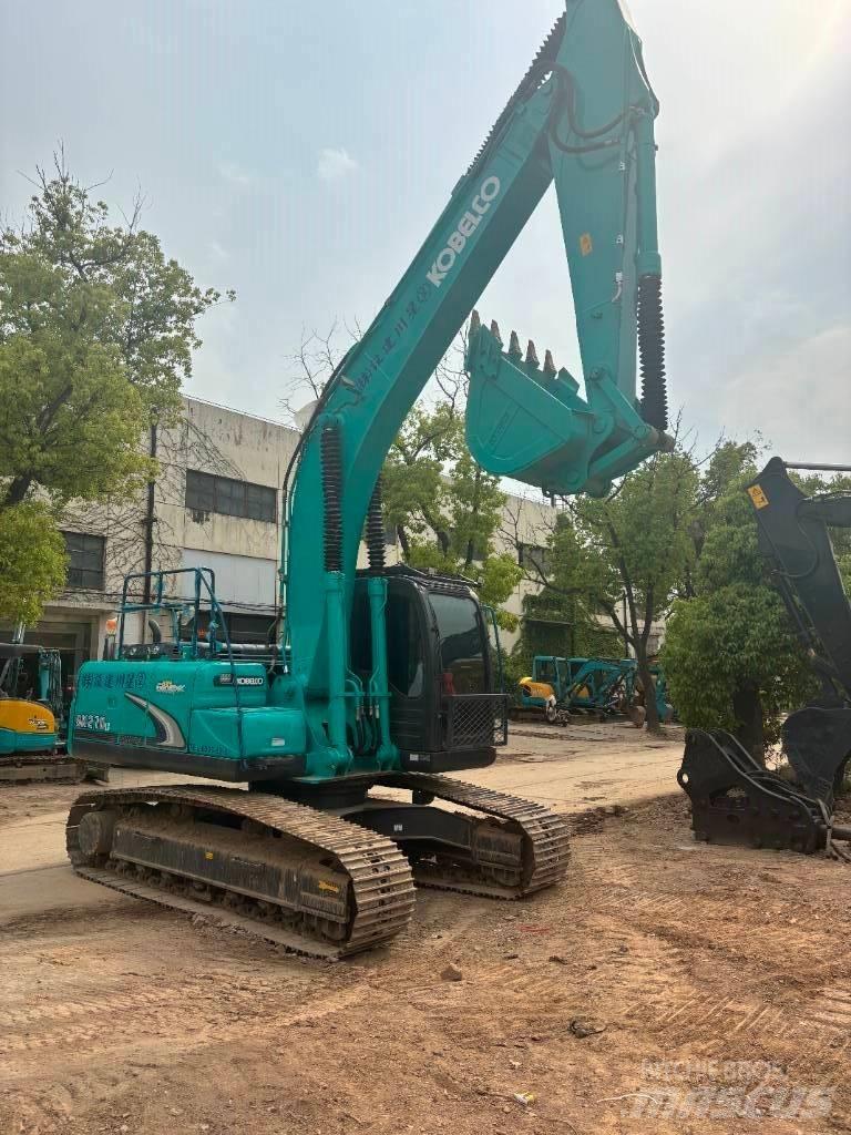 Kobelco SK 210 Kāpurķēžu ekskavatori