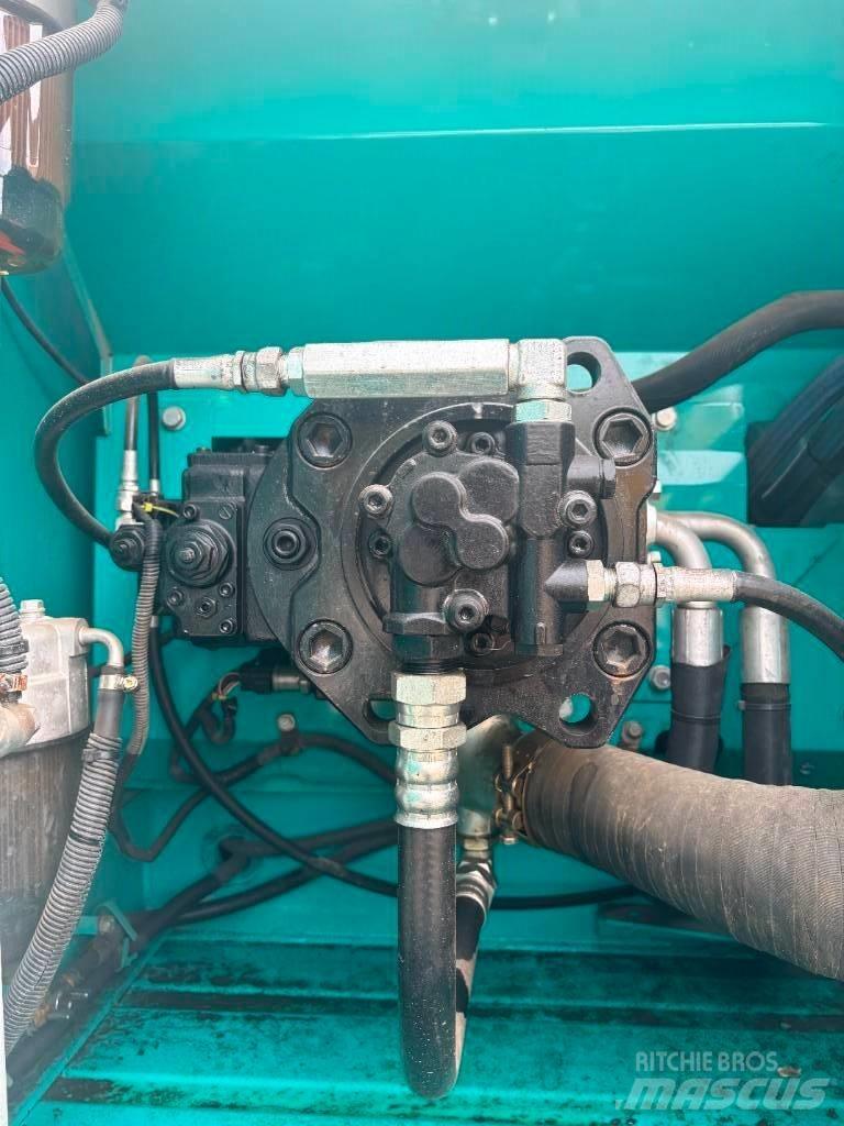 Kobelco SK 210 Kāpurķēžu ekskavatori