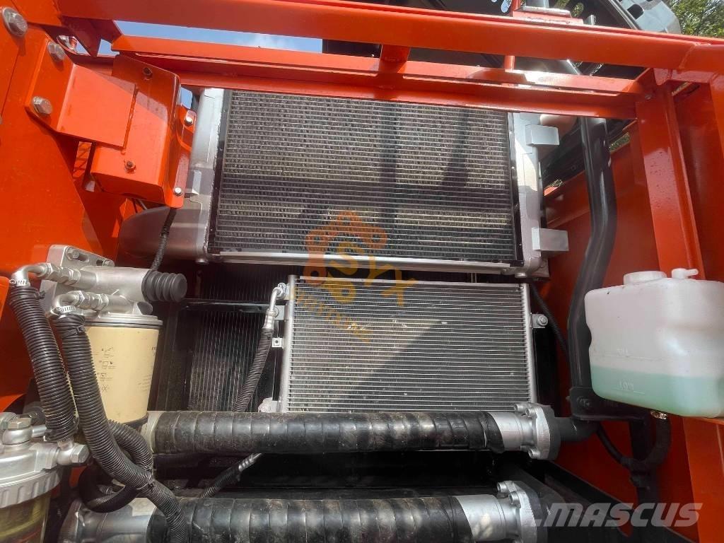 Doosan DX 300 Kāpurķēžu ekskavatori