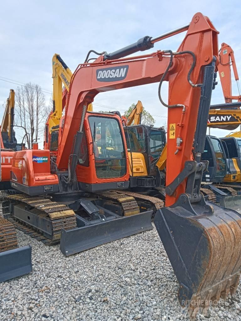 Doosan DX 75 Mini ekskavatori < 7 t