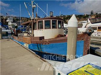  Trawler Boat Darba laivas / baržas