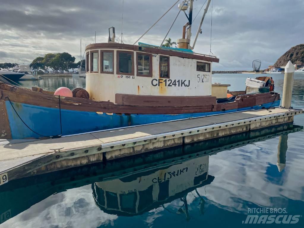  Trawler Boat Darba laivas / baržas