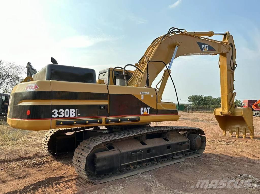 CAT 330 B Kāpurķēžu ekskavatori