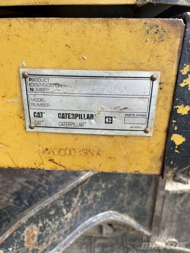 CAT 318 B L Kāpurķēžu ekskavatori