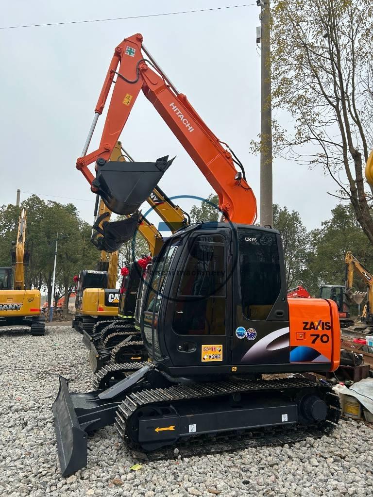 Hitachi ZX 70 Kāpurķēžu ekskavatori