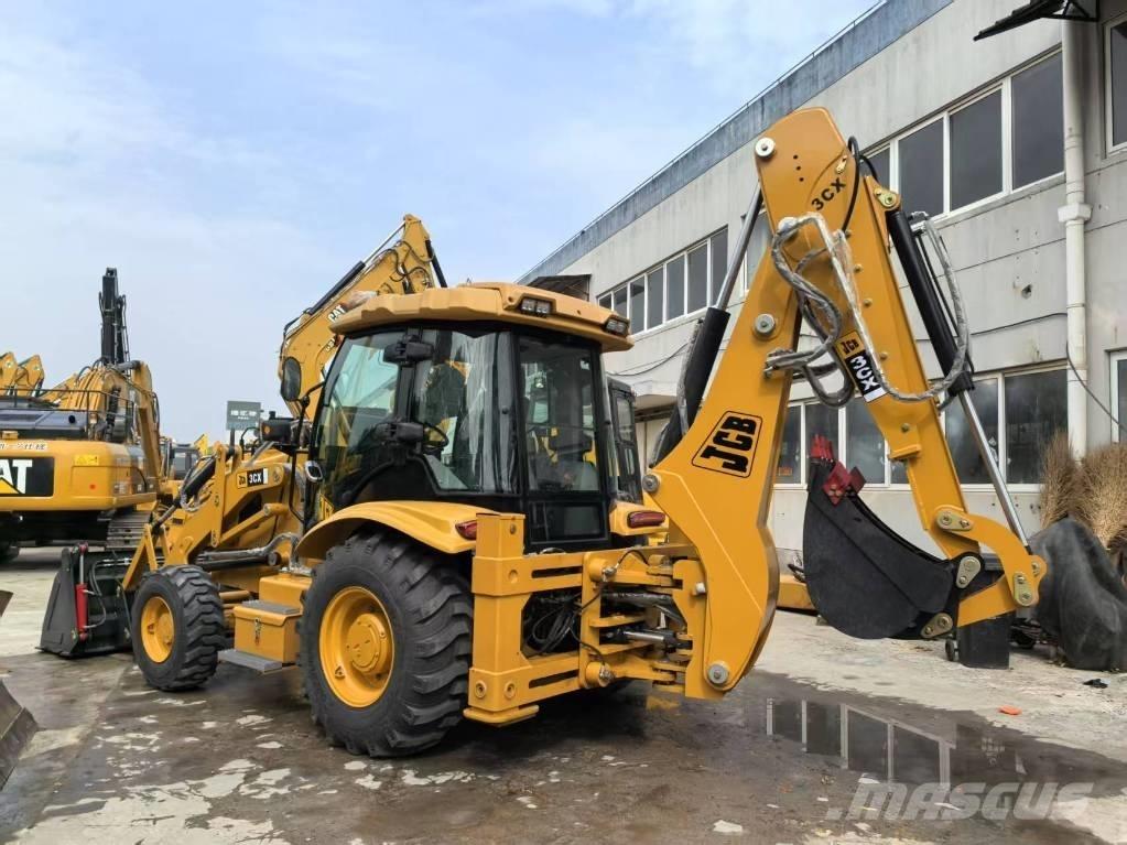 JCB 3 CX Ekskavatori-iekrāvēji