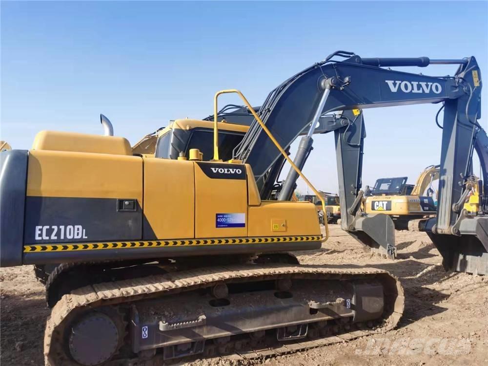 Volvo EC210B Kāpurķēžu ekskavatori