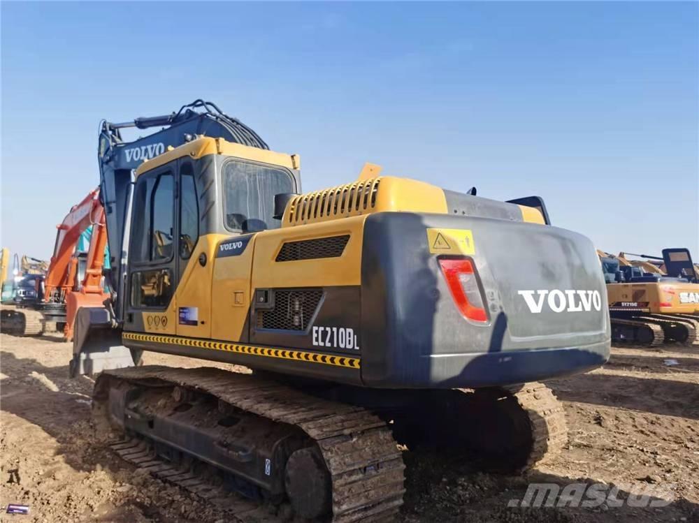 Volvo EC210B Kāpurķēžu ekskavatori