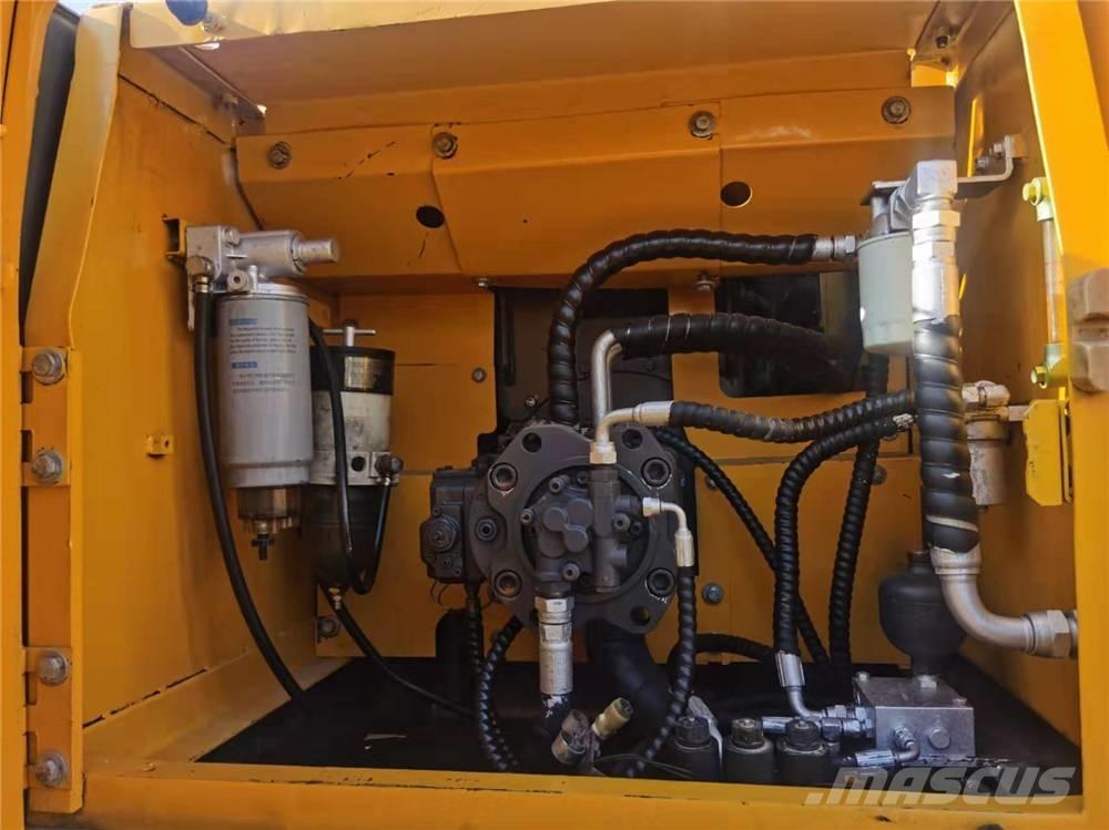 Volvo EC210B Kāpurķēžu ekskavatori