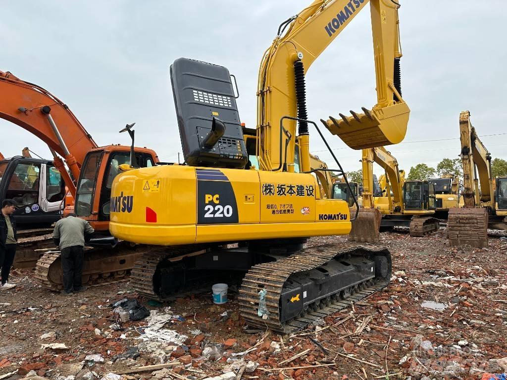 Komatsu PC 220-8M0 Kāpurķēžu ekskavatori