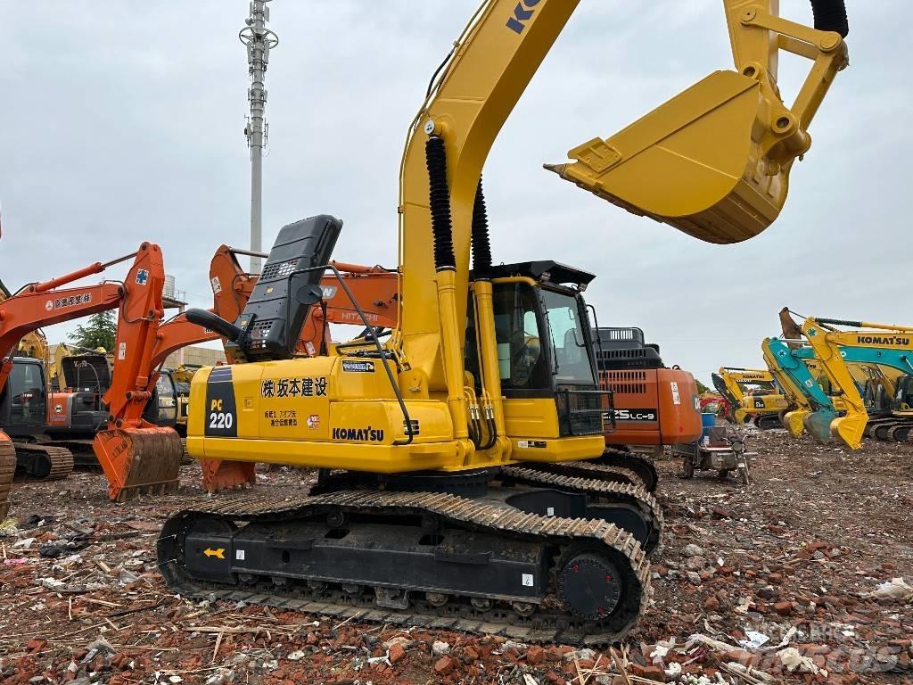 Komatsu PC 220-8M0 Kāpurķēžu ekskavatori