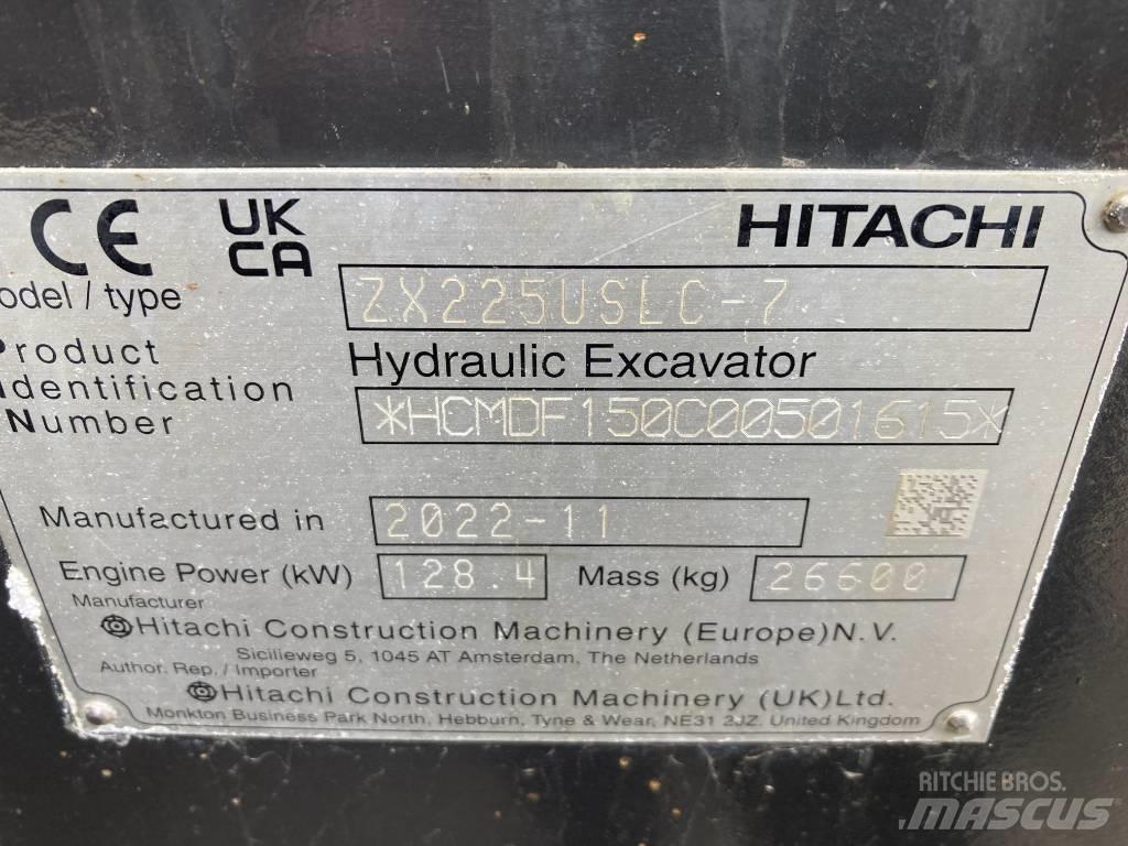 Hitachi ZX 225 US LC Kāpurķēžu ekskavatori