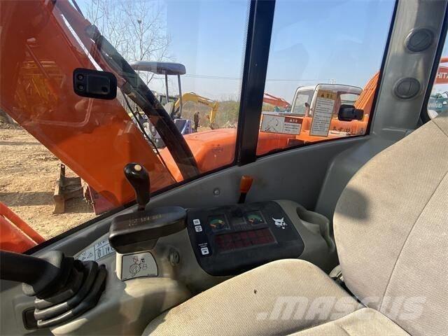 Doosan DX80 Vidēja lieluma ekskavatori 7 t - 12 t