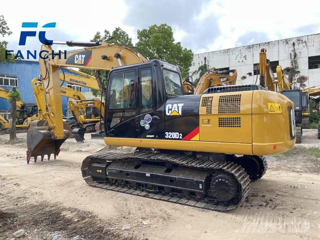 CAT 320 D2 Kāpurķēžu ekskavatori