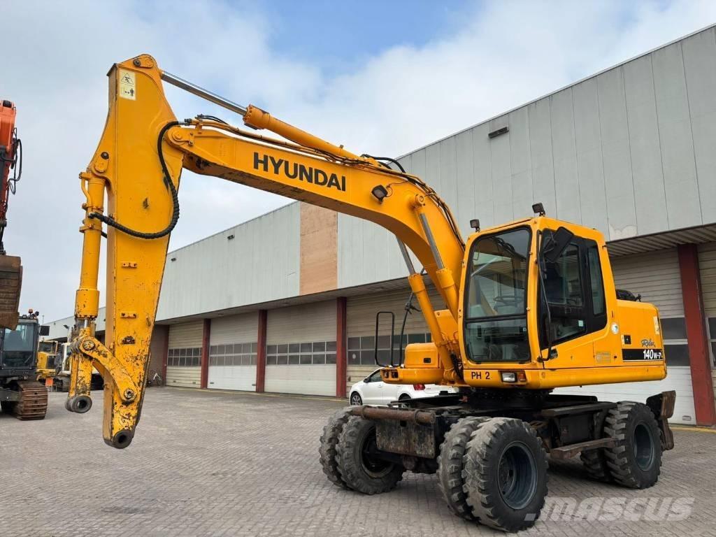 Hyundai 140W-7 Ekskavatori uz riteņiem