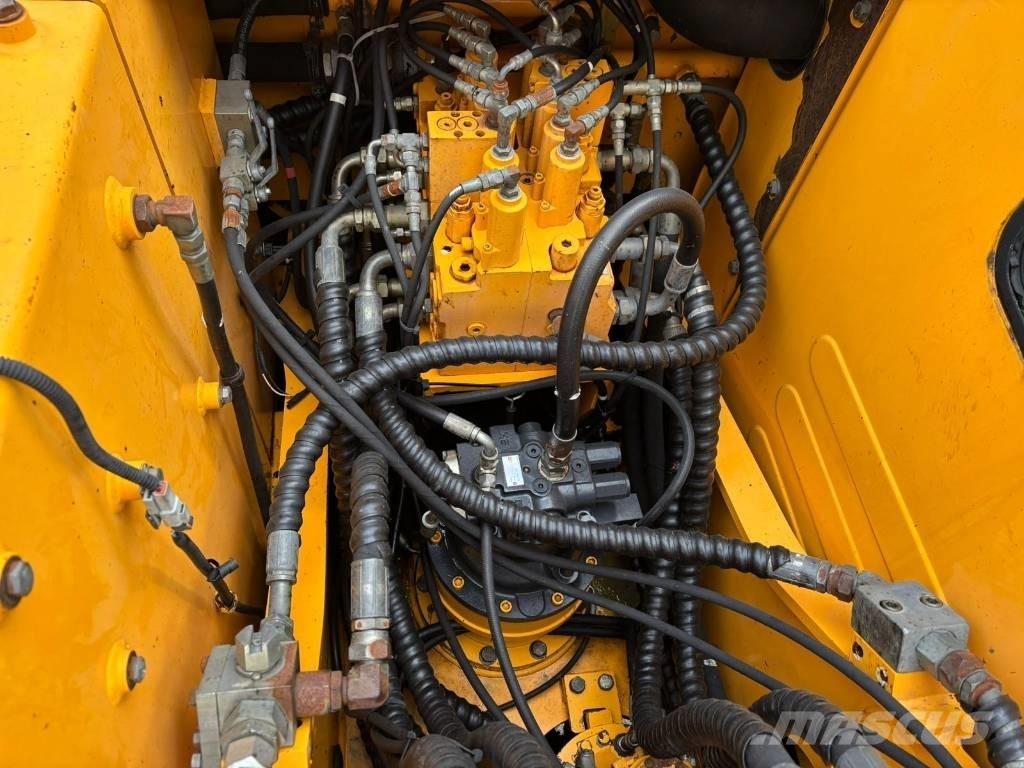 Hyundai 140W-7 Ekskavatori uz riteņiem
