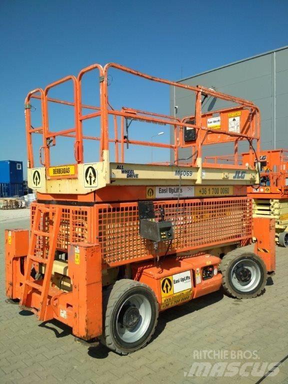 JLG M 4069 Šķerveida pacēlāji