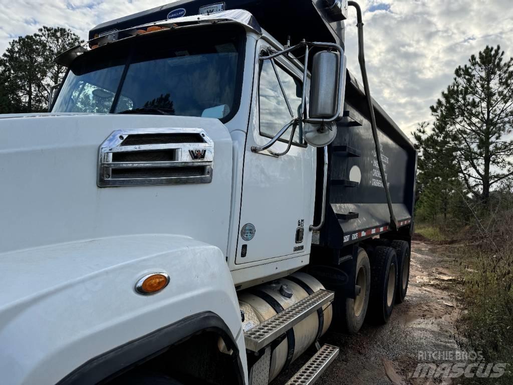 Western Star 4700 Pašizgāzējs