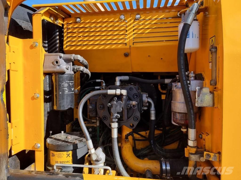 JCB JS 200 LC Kāpurķēžu ekskavatori
