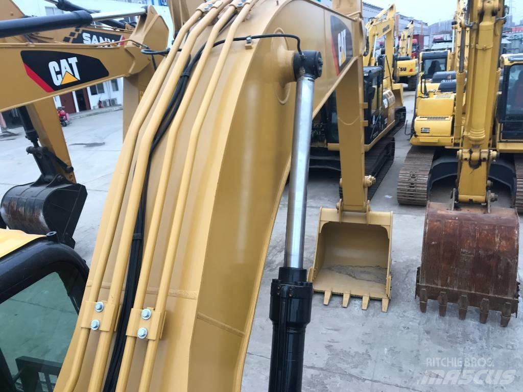 CAT 320 D Kāpurķēžu ekskavatori