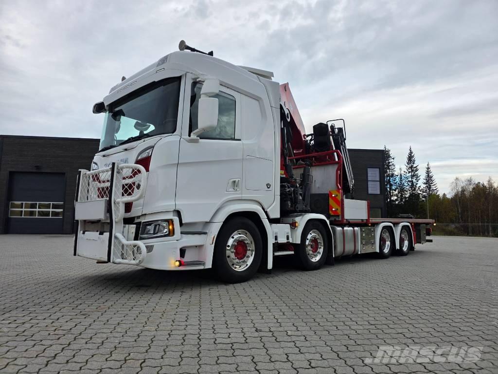 Scania R 650 Smagās mašīnas ar celtni