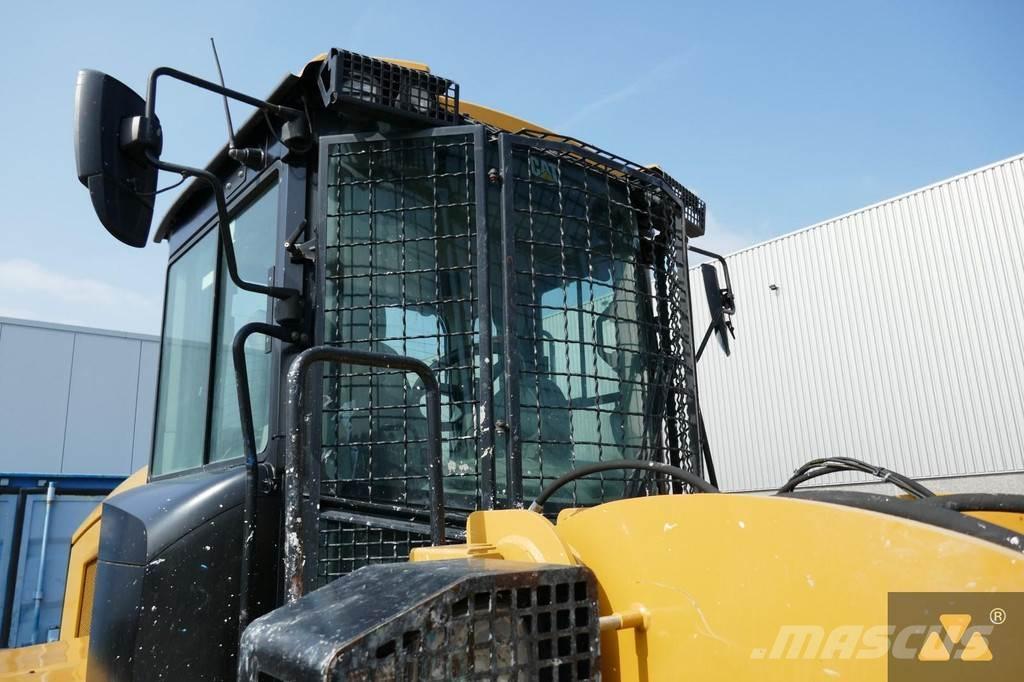 CAT Cab guards Kabīnes un interjers