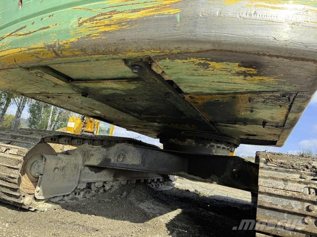 Komatsu PC 240 NLC-8 Kāpurķēžu ekskavatori