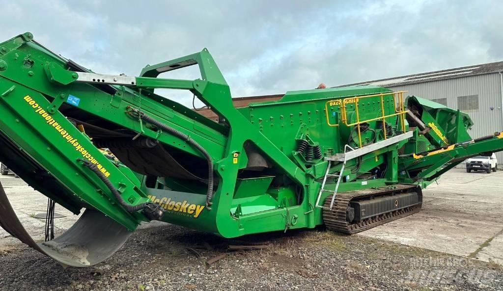McCloskey R230 Sieti