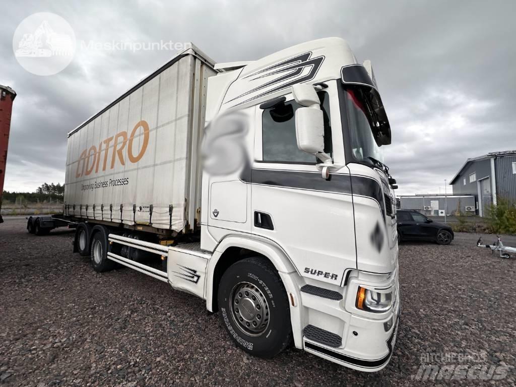 Scania R 580 Smagās mašīnas ar konteineriem