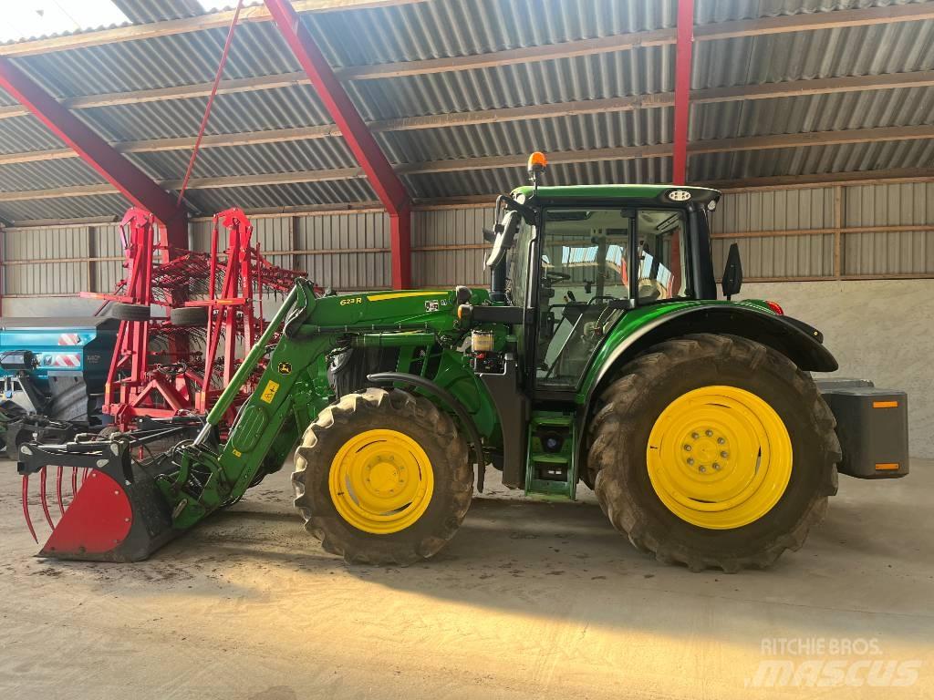 John Deere 6120 M Traktori